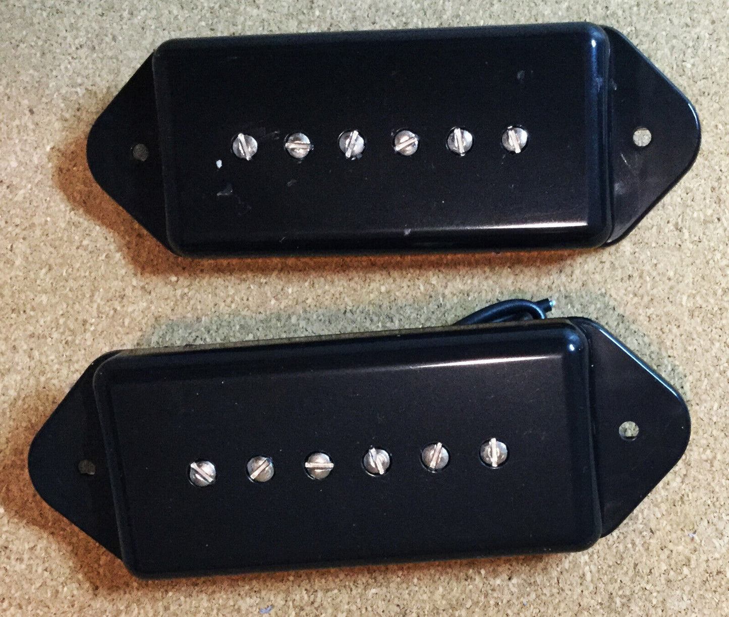 Handwound 50's Gibson Style P90 Dog Ear Alnico III Pickup Set