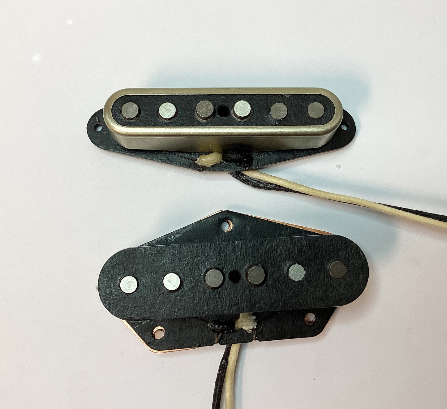 Telecaster 60's Rock-N-Blues Staggered Pole Pickups Alnico 5 right & left handed