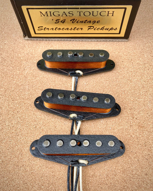Handwound Stratocaster '54 Vintage Alnico III Pickup Set